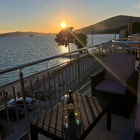 Apartments Dado Trogir Buitenkant foto