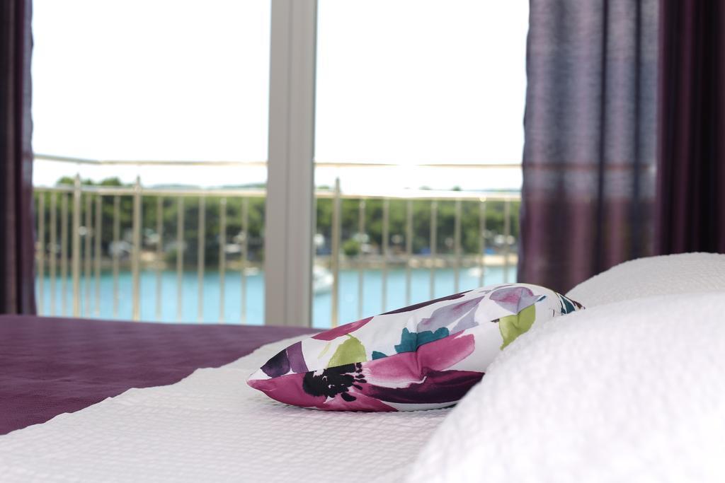 Apartments Dado Trogir Buitenkant foto