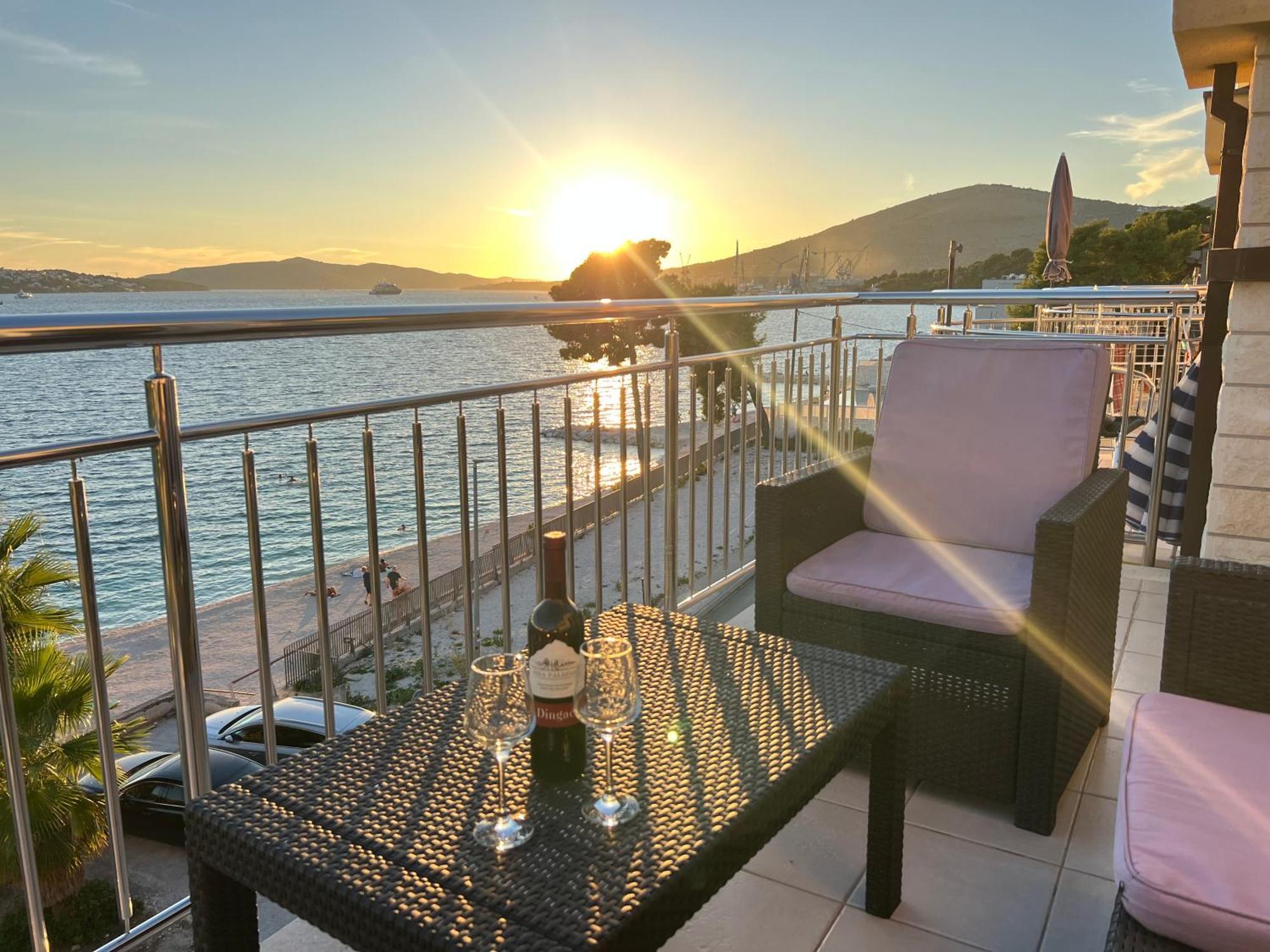 Apartments Dado Trogir Buitenkant foto