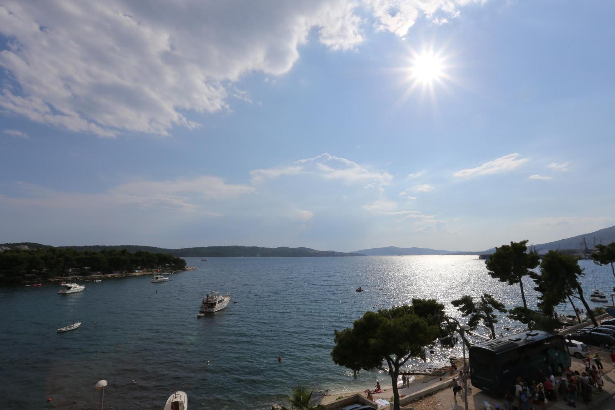 Apartments Dado Trogir Kamer foto