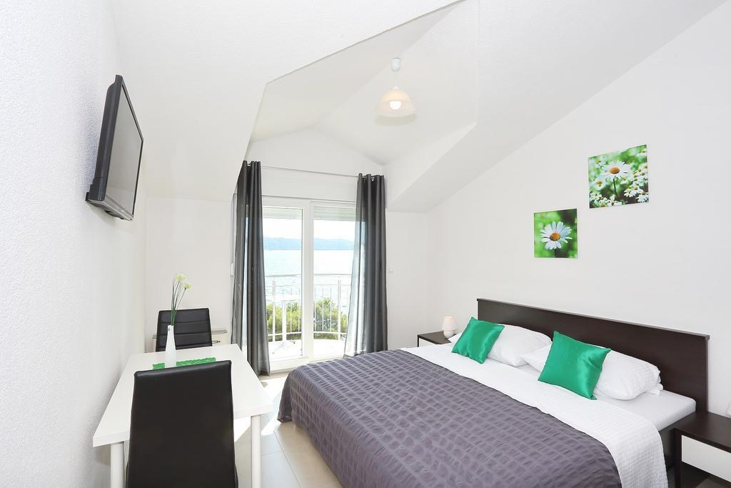 Apartments Dado Trogir Kamer foto