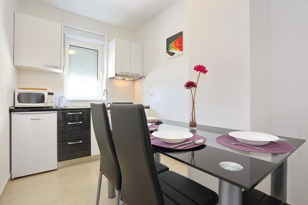Apartments Dado Trogir Kamer foto