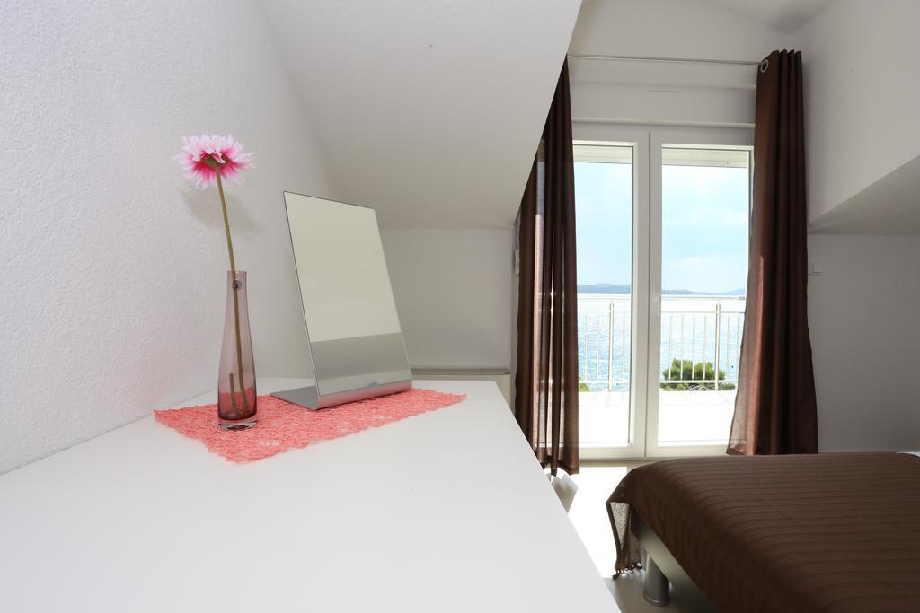 Apartments Dado Trogir Kamer foto
