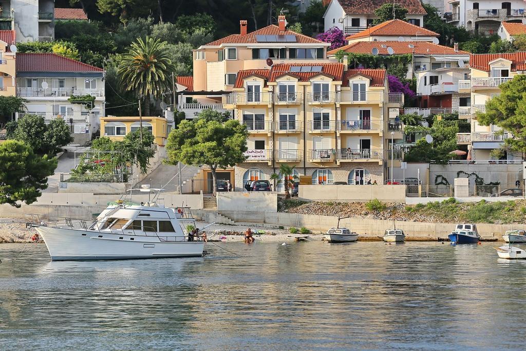 Apartments Dado Trogir Buitenkant foto